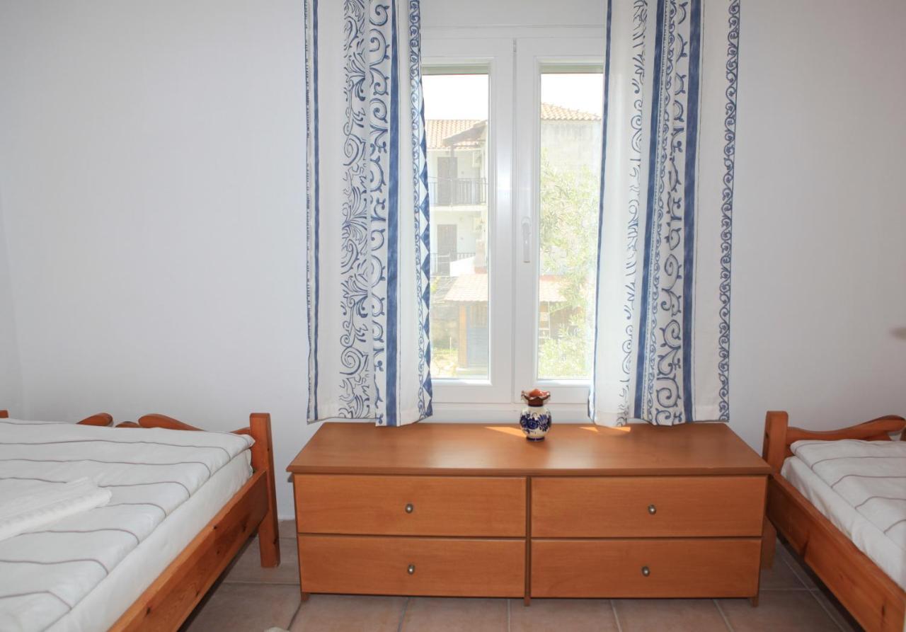 O Pyrgos Accommodations Panormos  Exterior photo